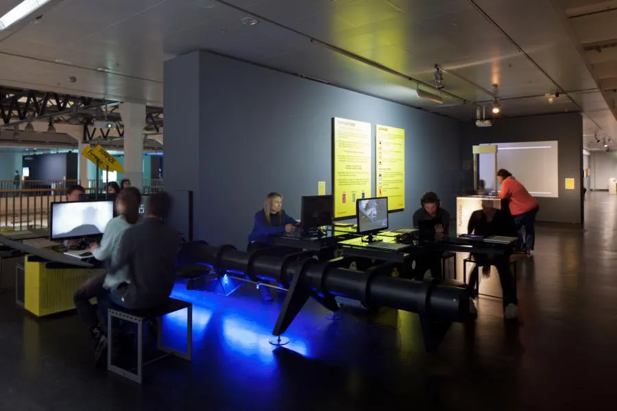 Ausstellung von Frontiers und From Darkness im ZKM Karlsruhe