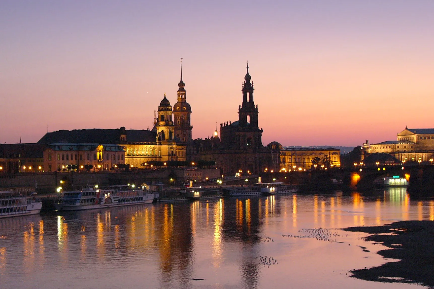 FRONTIERS Revival in Dresden
